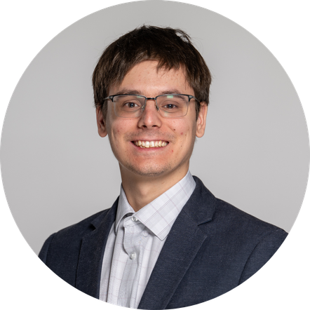 Alex Urquhart headshot
